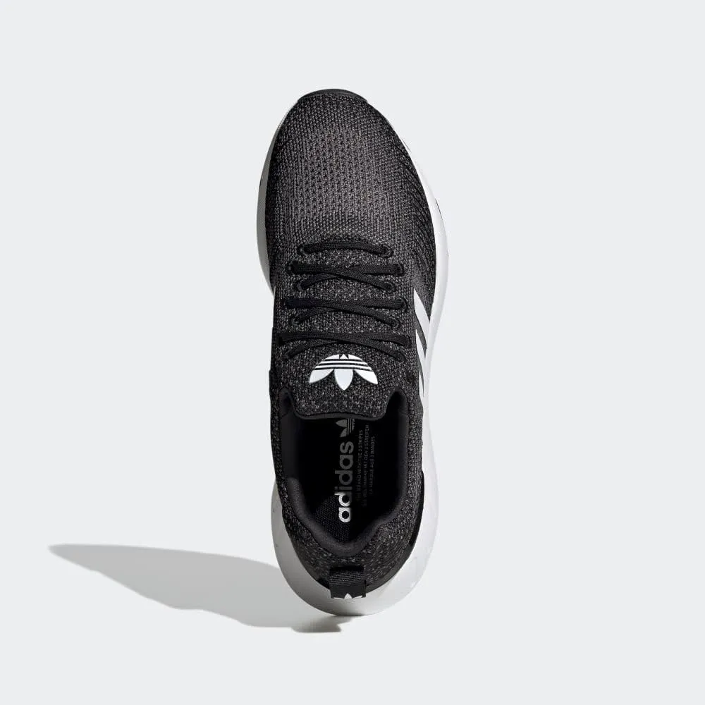 adidas Men's Sneaker