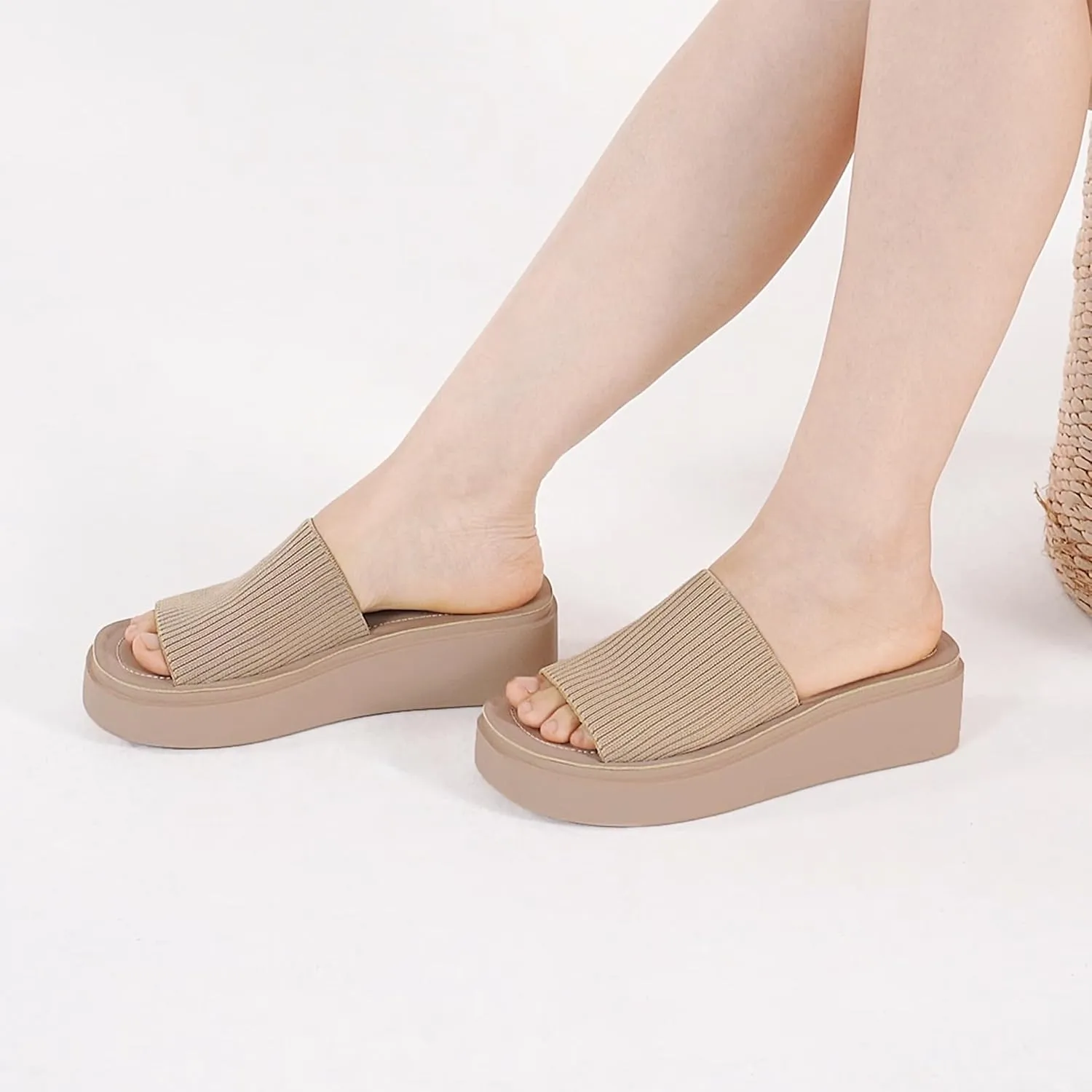 Athlefit Women's Slip On Platform Sandals Comfortable Open Toe Summer Flatform Slide Sandals