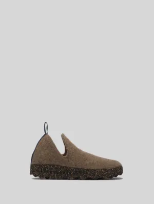 CITY SLIP ON