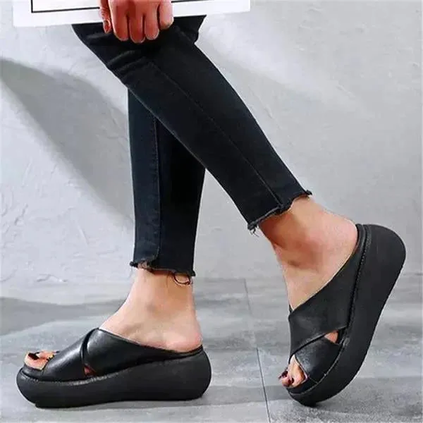 Comfortable Cross-Strap Slip-On Sandals for Women