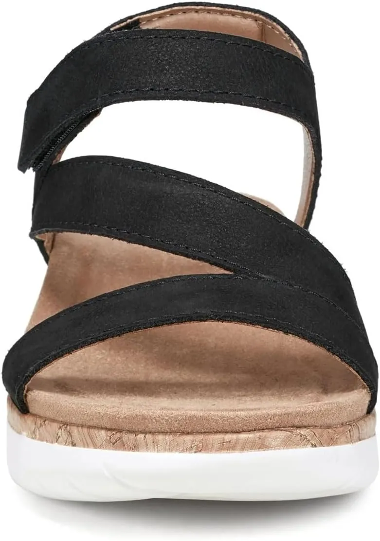 Earth Women's Roni Flat Sandal