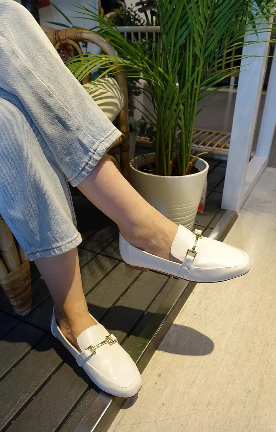Feversole Women's Fashion Trim Deco Loafer Slippers