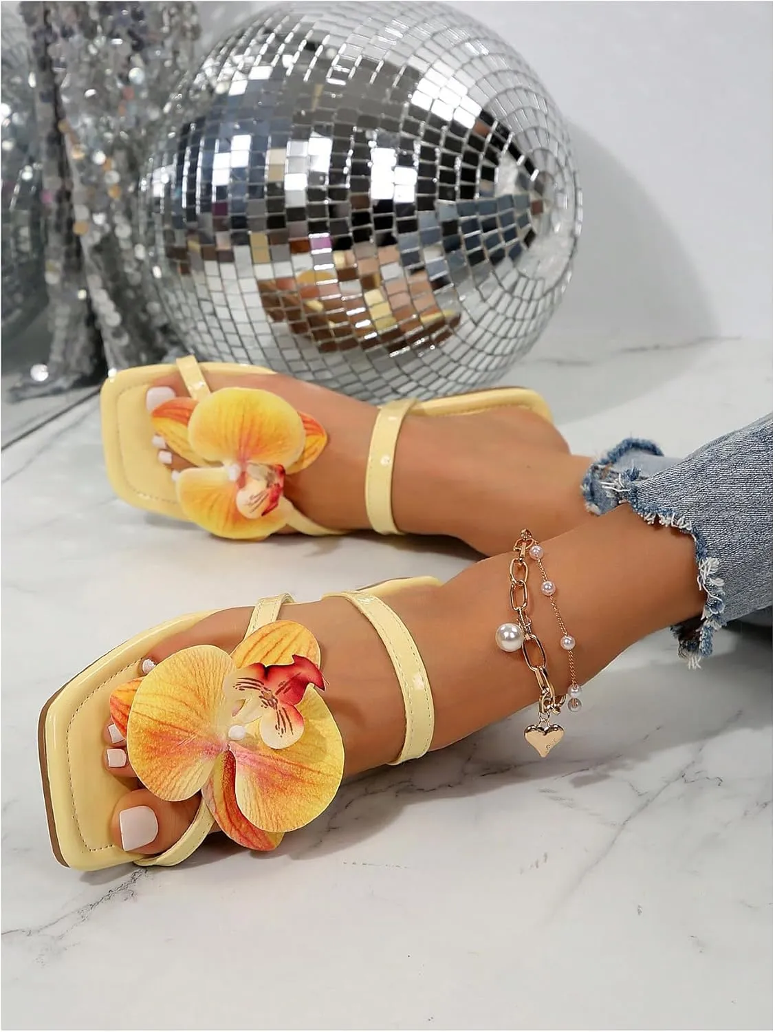 GORGLITTER Women's 3D Floral Appliques Flip Flops Flat Sandals Flower Square Open Toe Thong Summer Dressy Slides Shoes