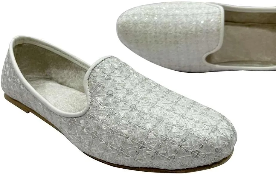 Handcrafted Punjabi Jutti for Men – Traditional Indian Slip-On Shoes | Ethnic Khussa for Wedding, Cultural & Festive Wear | Comfortable Mojari