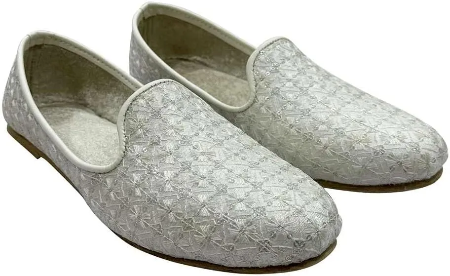 Handcrafted Punjabi Jutti for Men – Traditional Indian Slip-On Shoes | Ethnic Khussa for Wedding, Cultural & Festive Wear | Comfortable Mojari