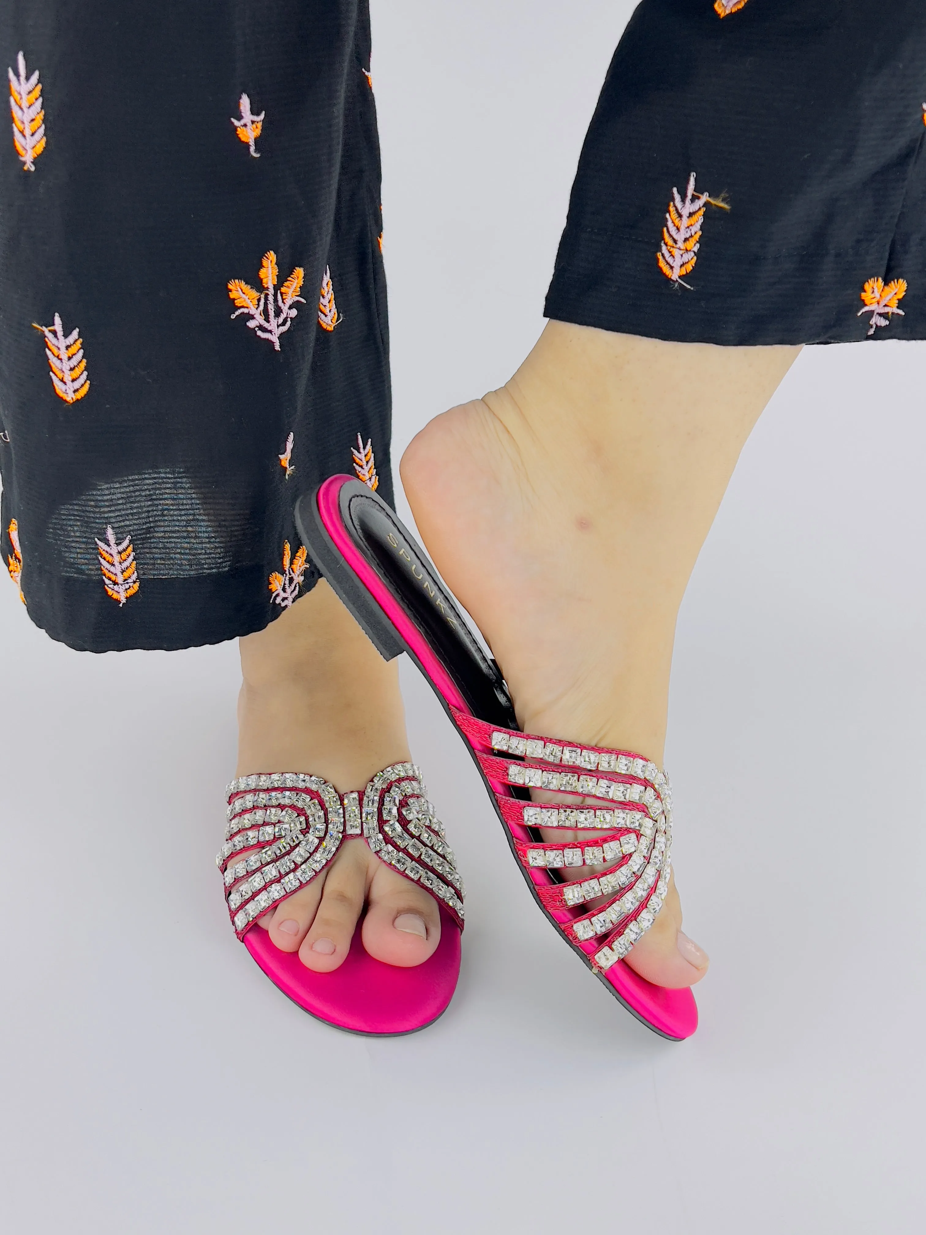 Jamie Pink Criss-Cross Crystal-Studded Flats Sandals-11035