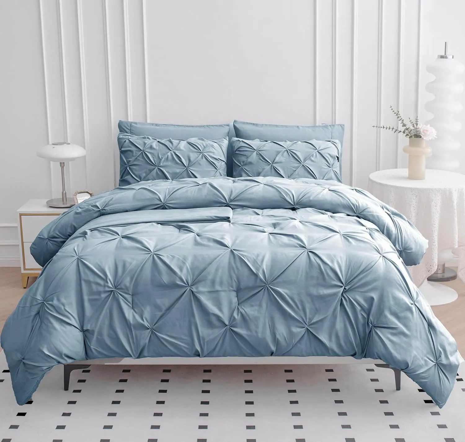 Lane Linen Twin Comforter Set with Sheets, Pillowcase & Sham - Bed in a Bag, 5 Piece - Pintuck - French Blue