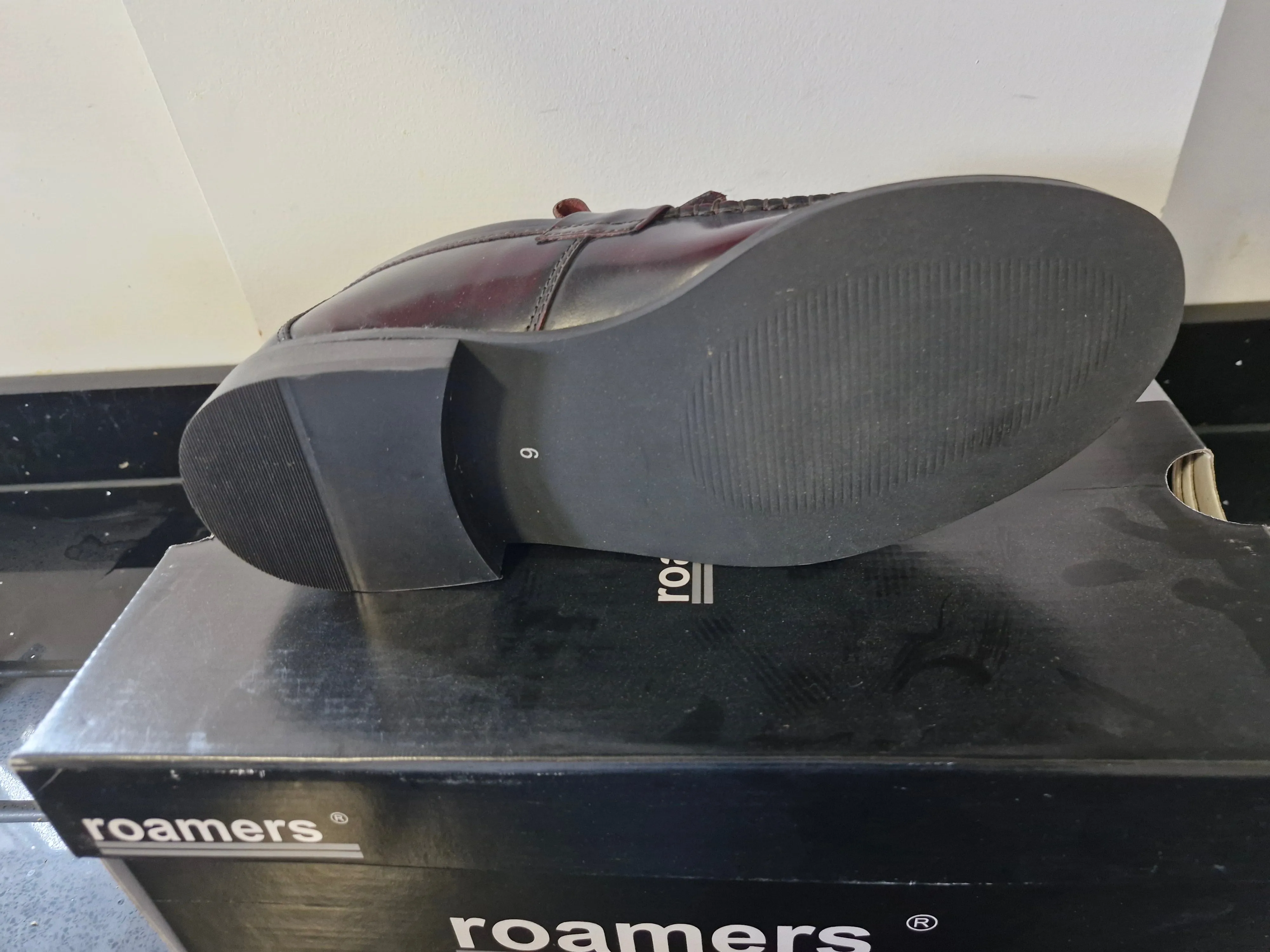 Loafer by Roamers - Hi Shine Oxblood Leather (M900BD)
