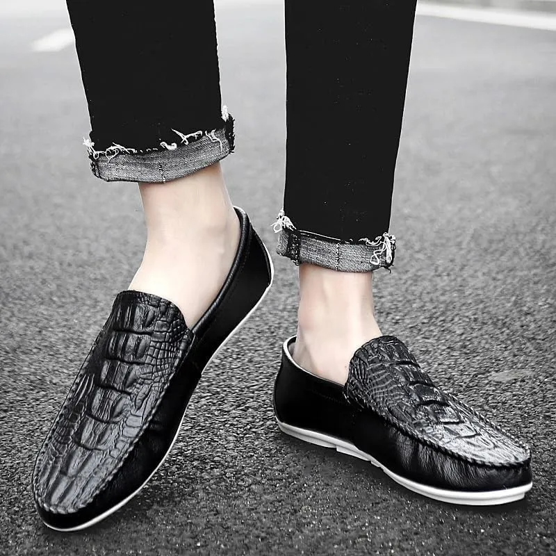 Men's Loafers Round Toe Crocodile Print Vegan Leather Anti-Slip Slip Resistant Comfortable Outdoor Classic Slip-on