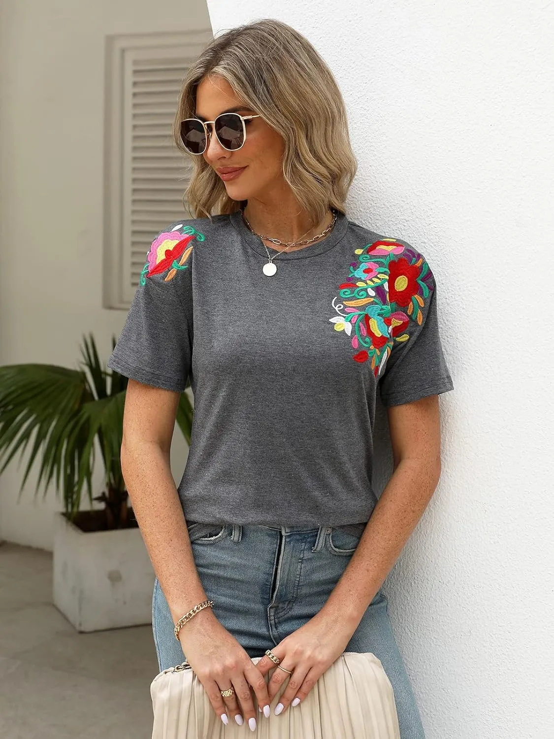 Mexican Shirts for Women Embroidered Tops Traditional Summer Blouse Women's Floral Tunic Round Neck Short Sleeve