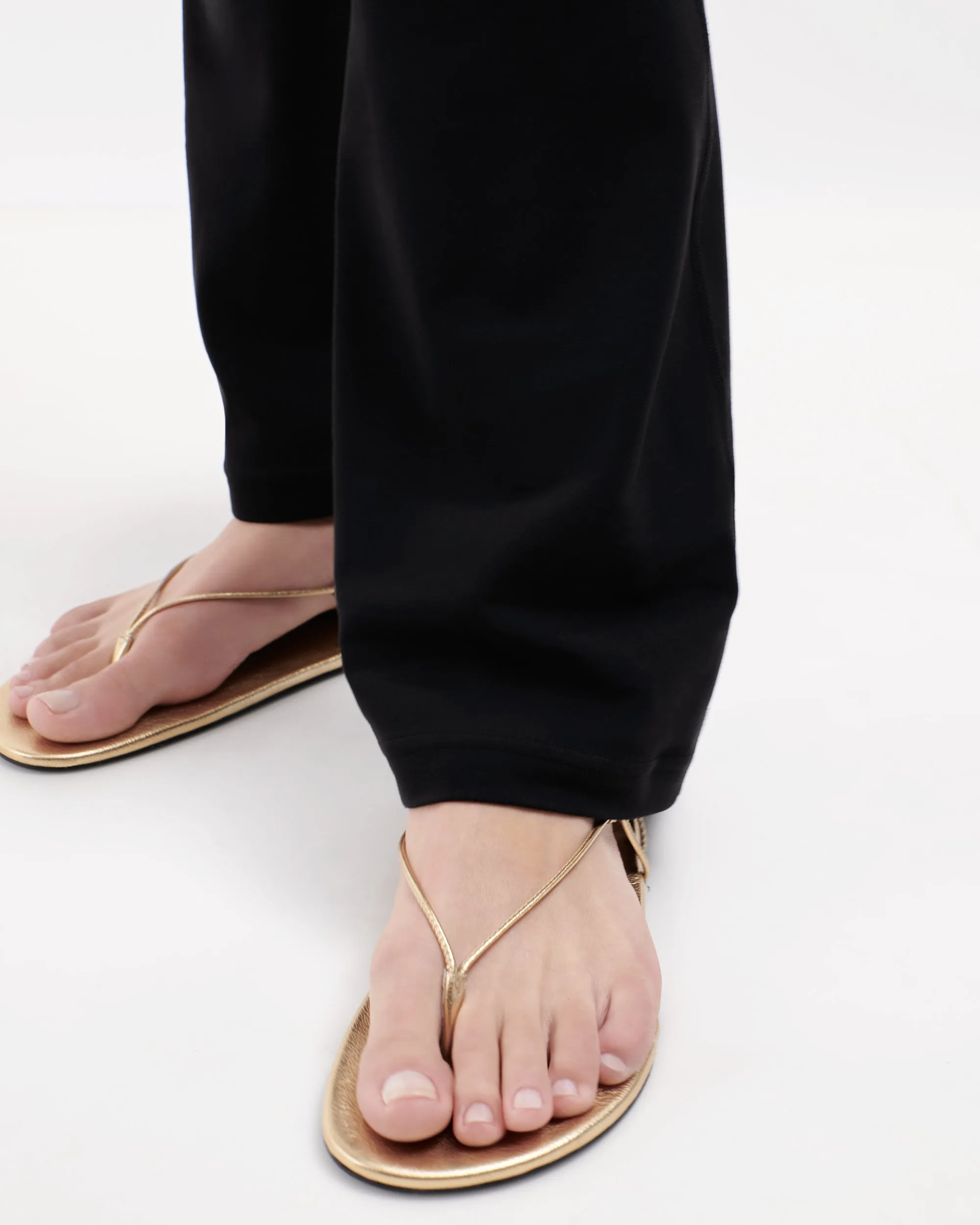 Milli Sandal in Gold Leather