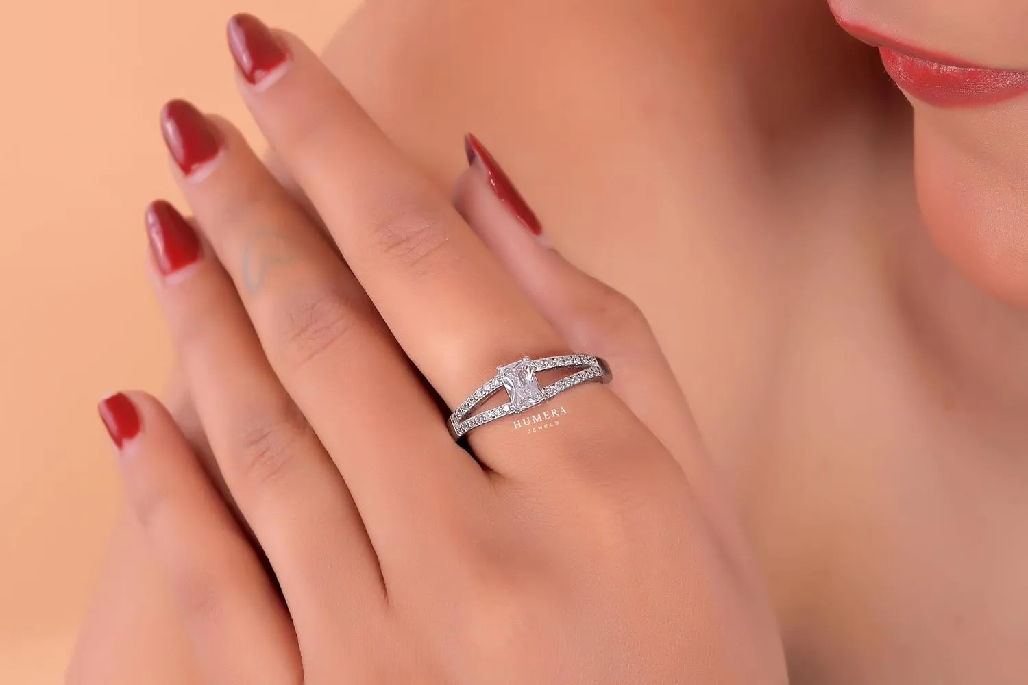 Modern Women's 925 Silver Ring with Square Cut Center Stone, Delicate Split-Band Design, Small CZ Diamonds, and Lightweight Elegant Open Structure for a Minimalistic Look