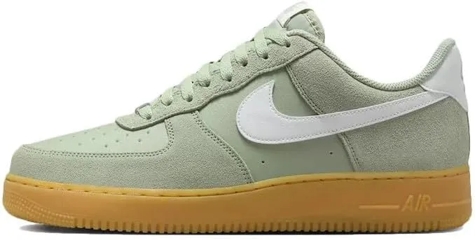 Nike Men's Air Force 1 '07 Lv8 Sneaker