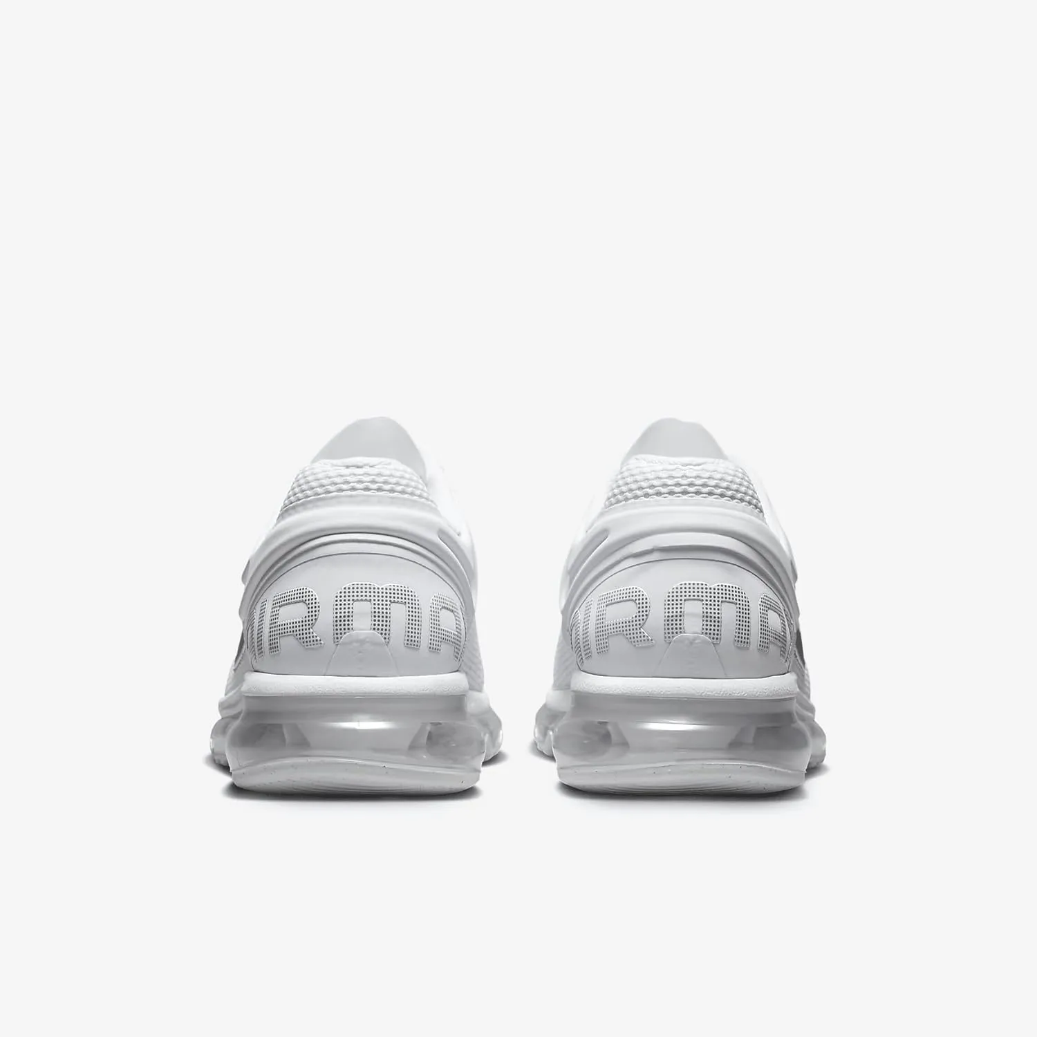 Nike Men's Air Max 2013 Sneaker