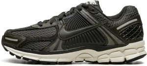 Nike Men's Gymnastics Shoes Sneaker, 6