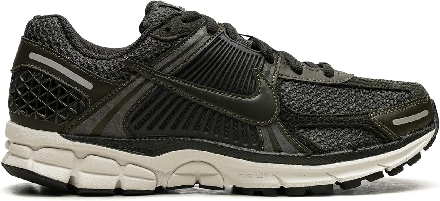 Nike Men's Gymnastics Shoes Sneaker, 6