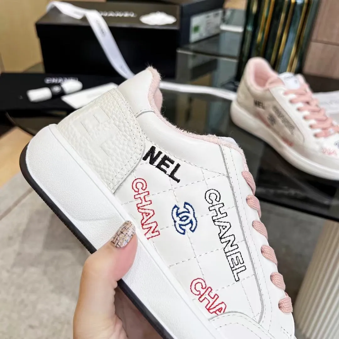 Stylish high quality flat sneakers