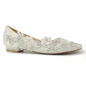 Sweet women Stylish Pearls Flat Wedding Shoes For Bride 3D Floral Appliqued Prom Low Heels Plus Size Pointed Toe Lace Bridal Shoes
