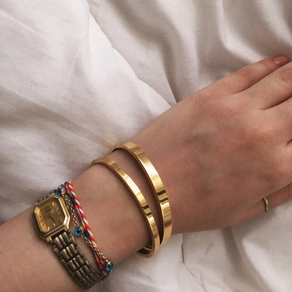 The Flat Thick Plain Bangle