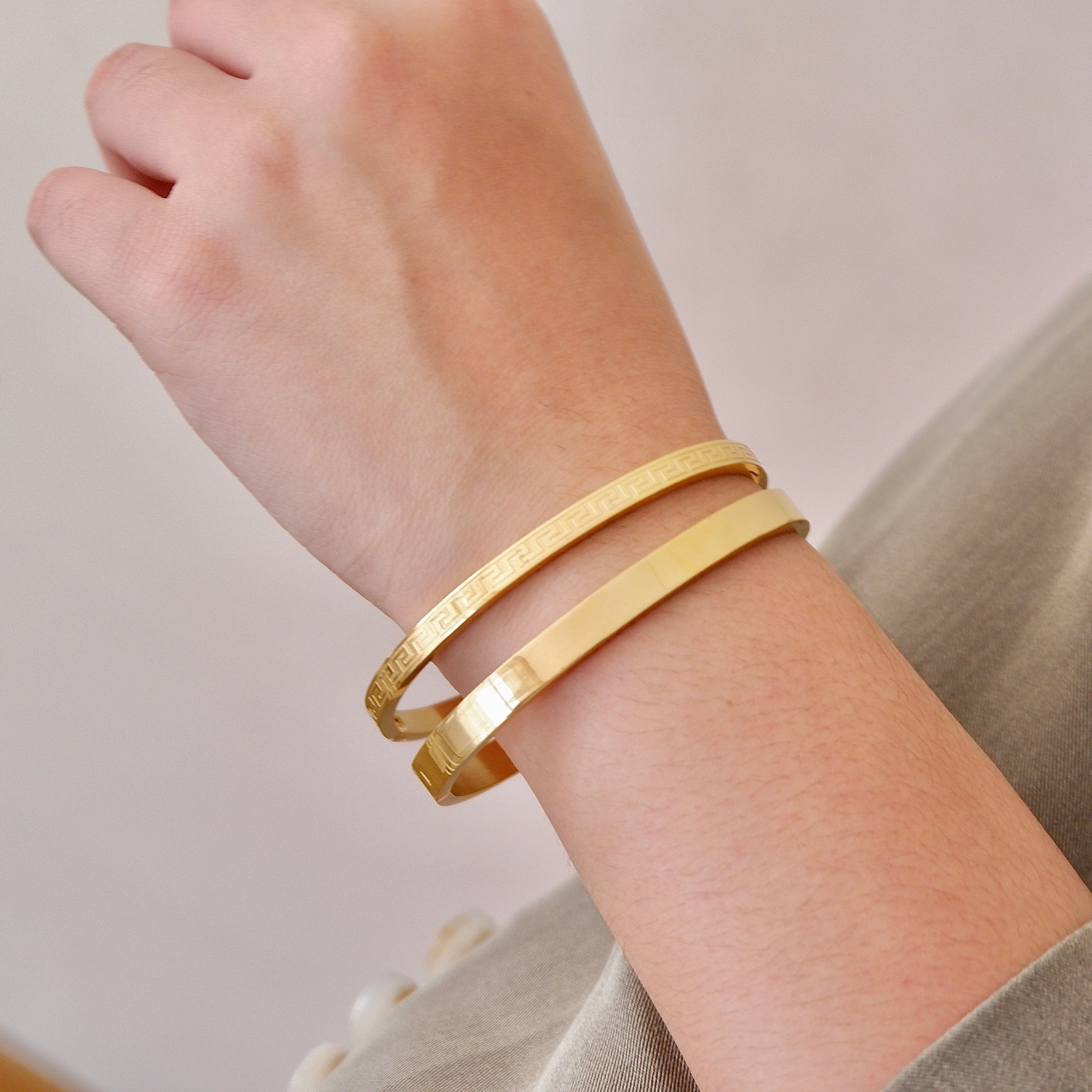 The Flat Thick Plain Bangle