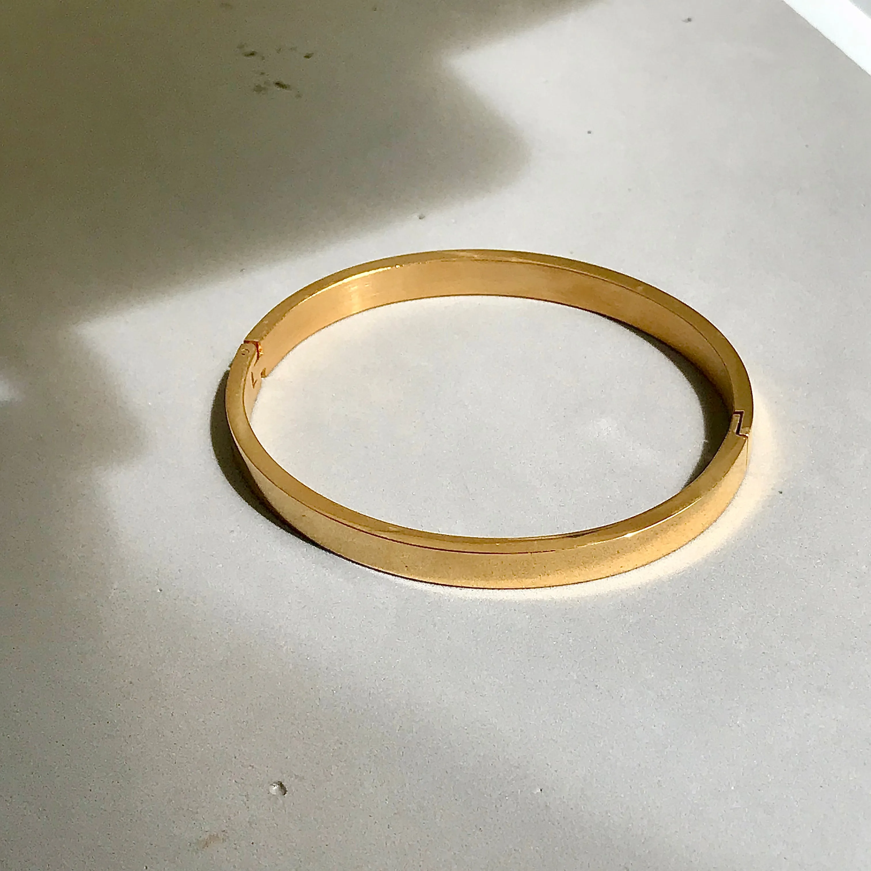 The Flat Thick Plain Bangle
