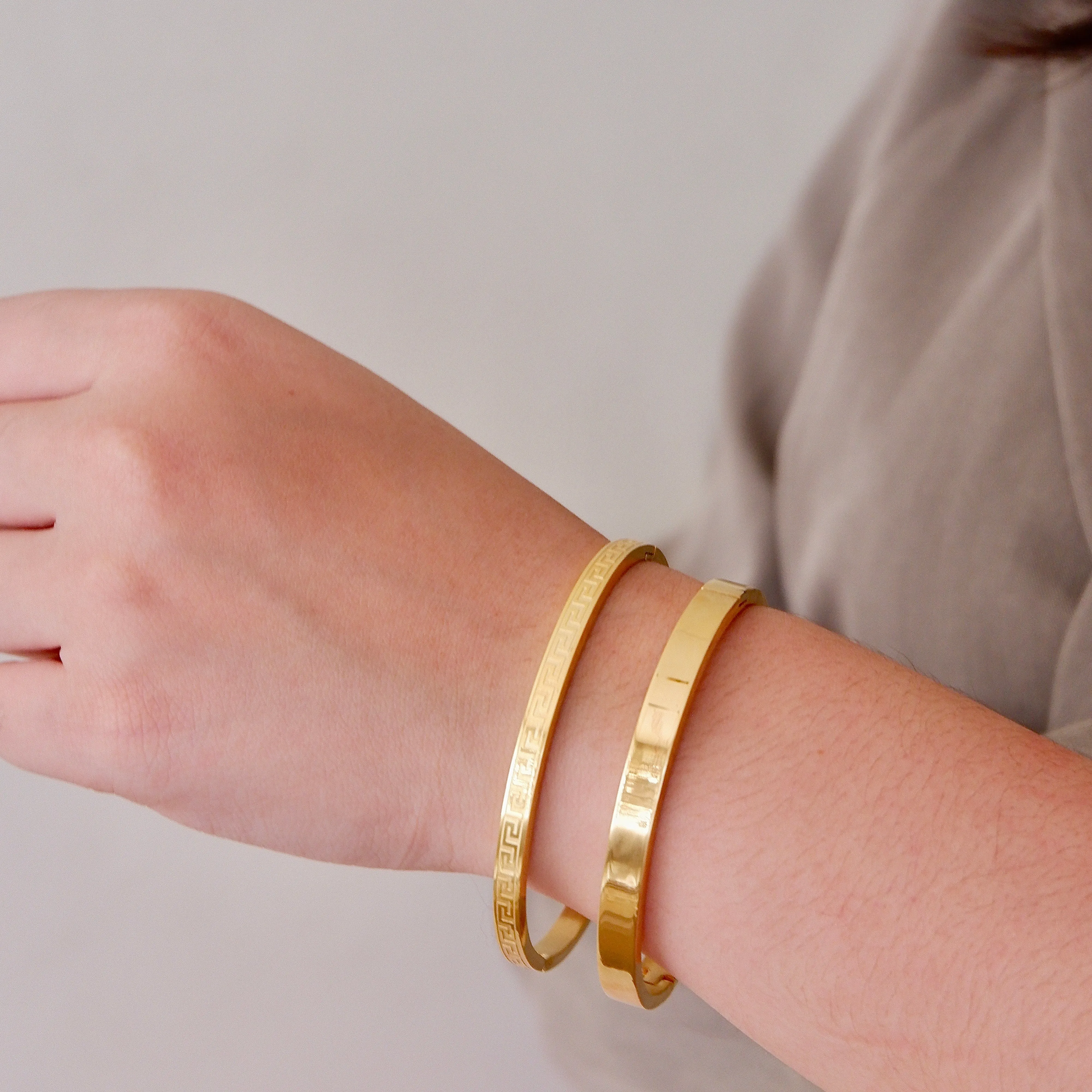 The Flat Thick Plain Bangle