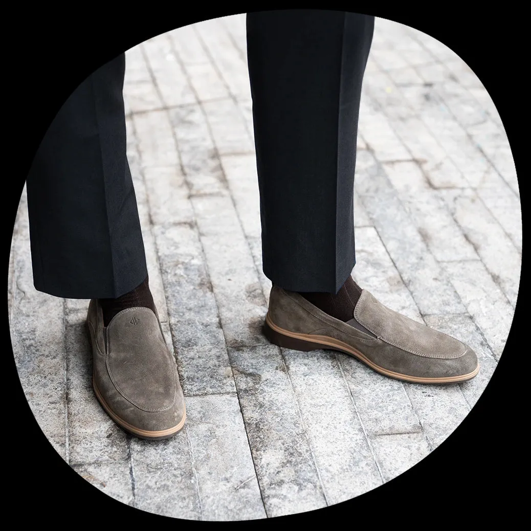 THE SLIP-ON