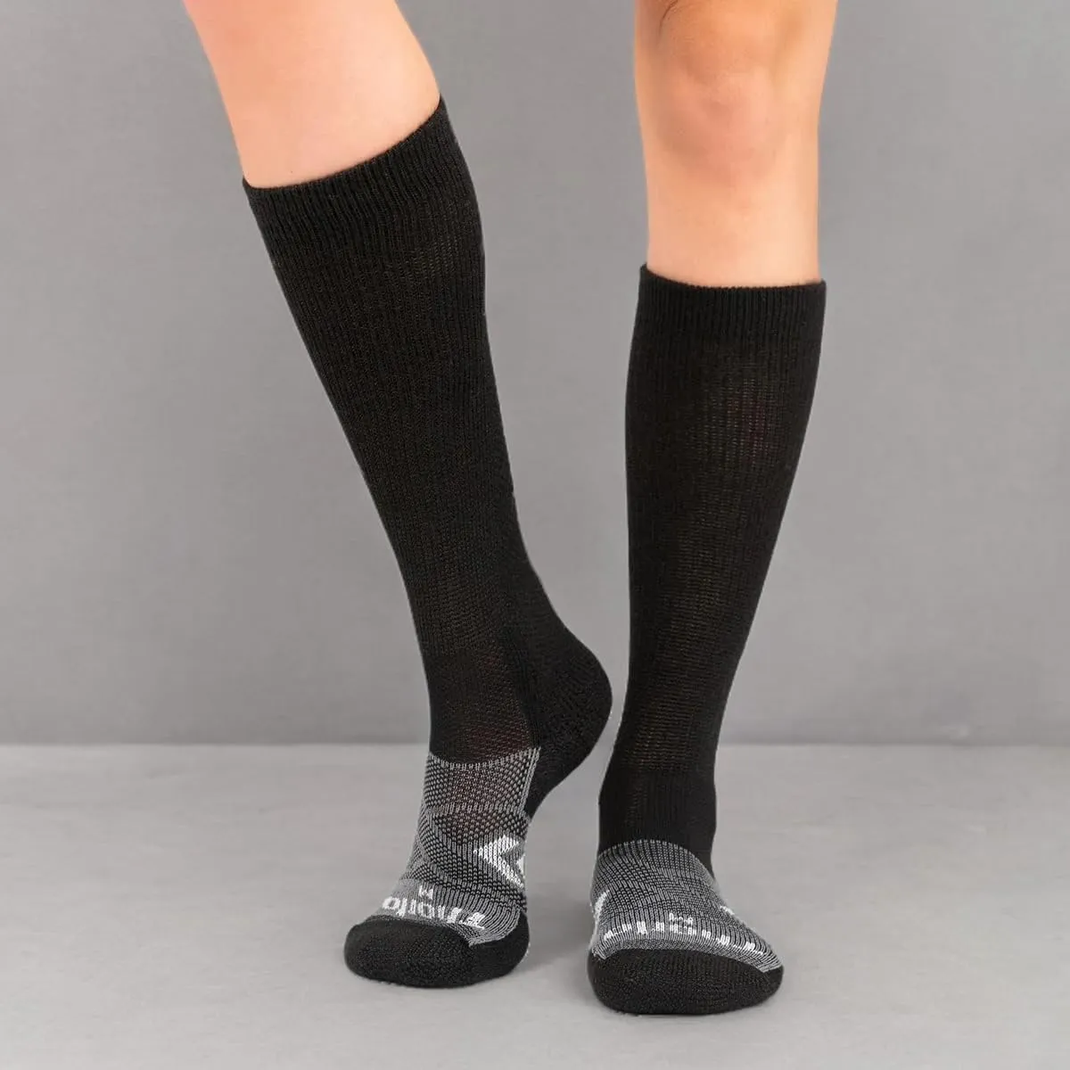 Thorlos Unisex Adult's 12 Hour Shift Thick Padded Over-The-Calf Work Socks, Black/Grey Large