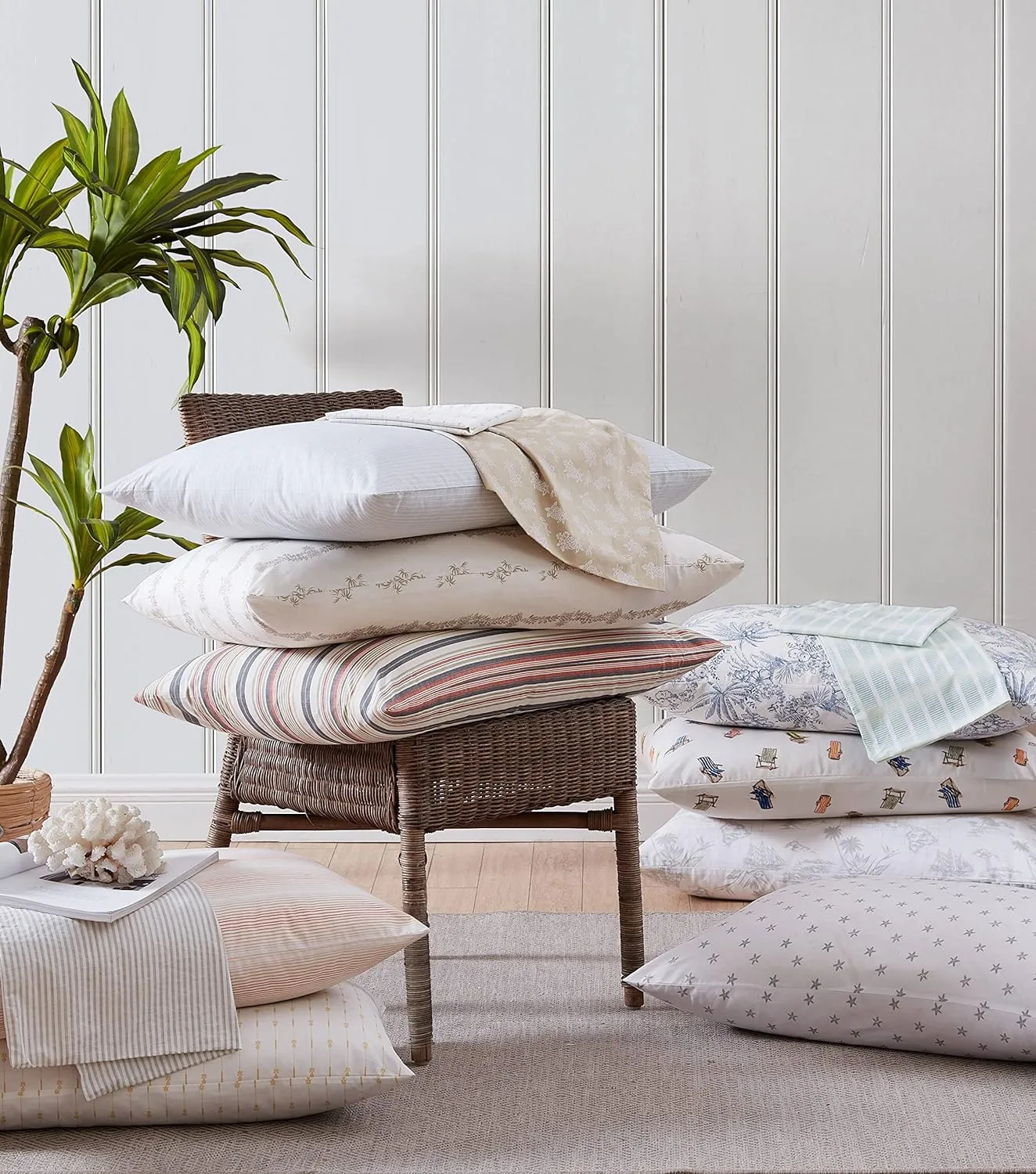 Tommy Bahama - King Sheets, Cotton Percale Bedding Set, Crisp & Cool, Stylish Bedding Set (Aloha Pineapple Green, King)