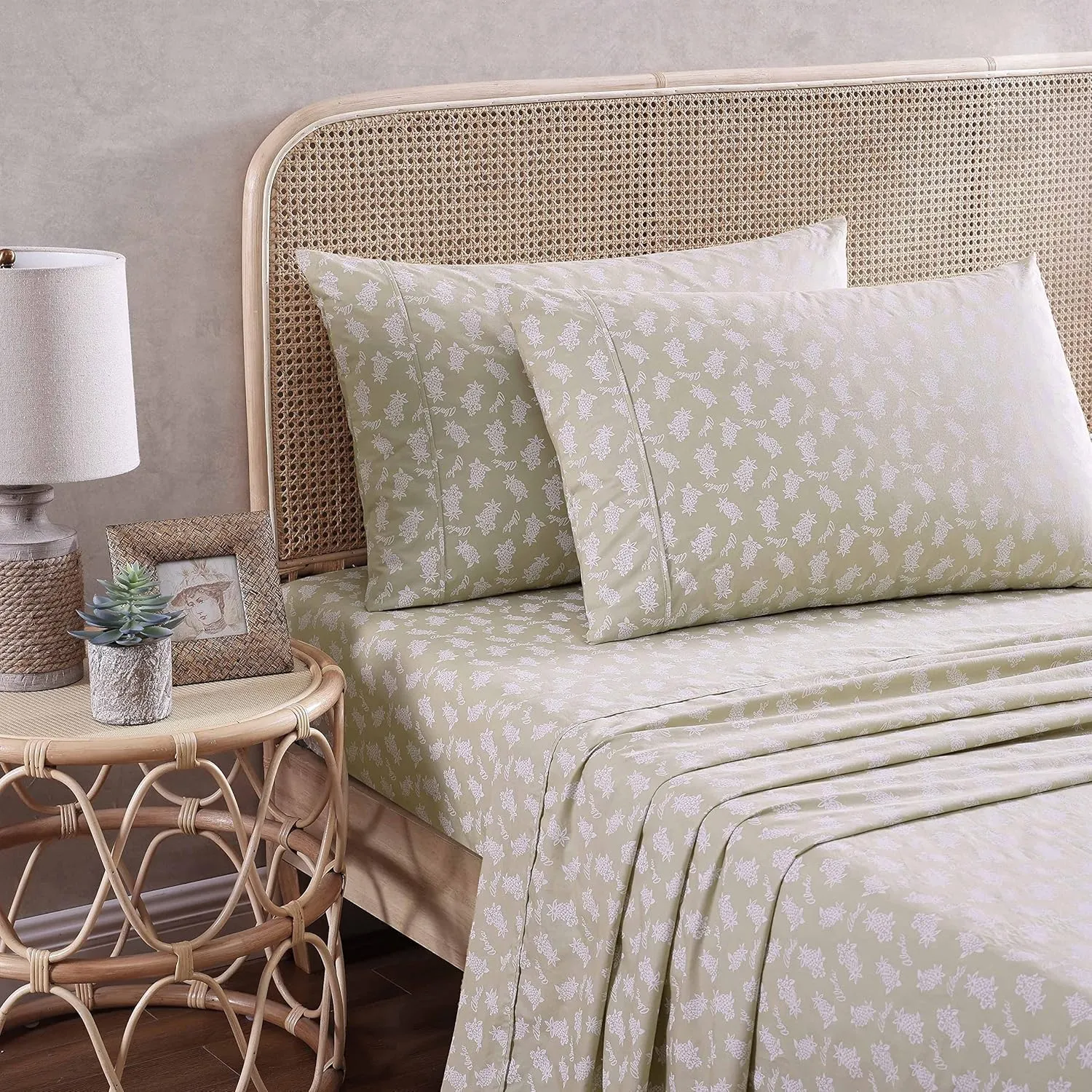 Tommy Bahama - King Sheets, Cotton Percale Bedding Set, Crisp & Cool, Stylish Bedding Set (Aloha Pineapple Green, King)