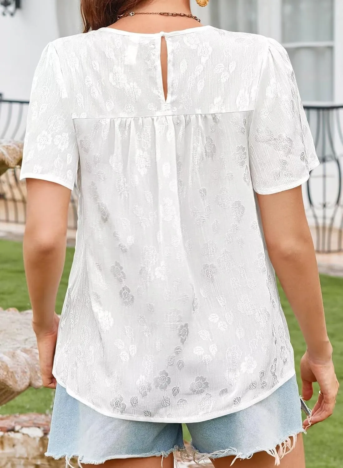 Tops for Women 2025 Boho Floral Blouses Short Puff Sleeve Shirts Summer Flowy Crew Neck Casual Peasant Lace Clothing