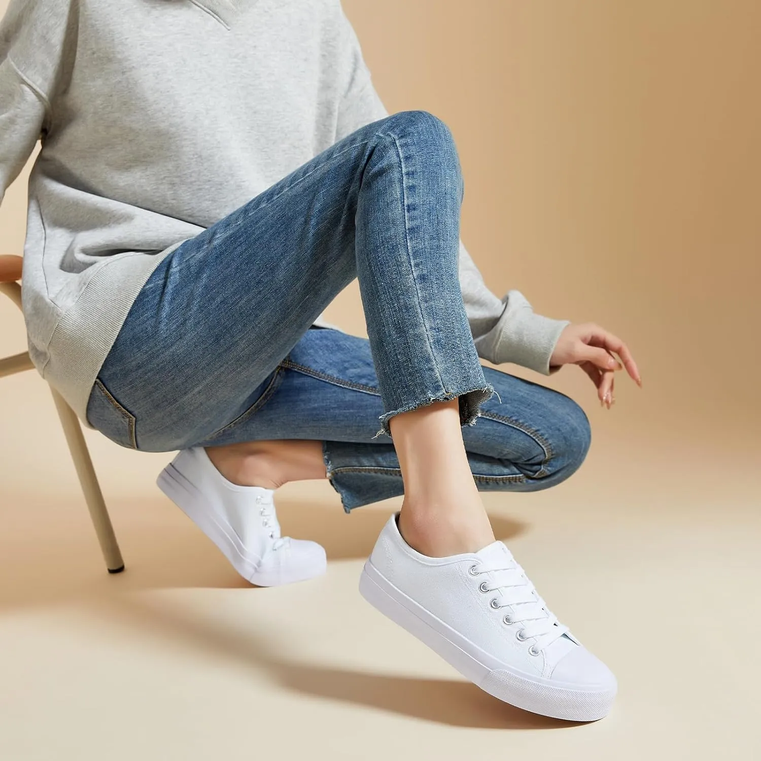 Uoidru White Tennis Canvas Shoes for Women Black Canvas Sneakers Womens Fashion Sneakers Classic Lace Up Walking Shoes