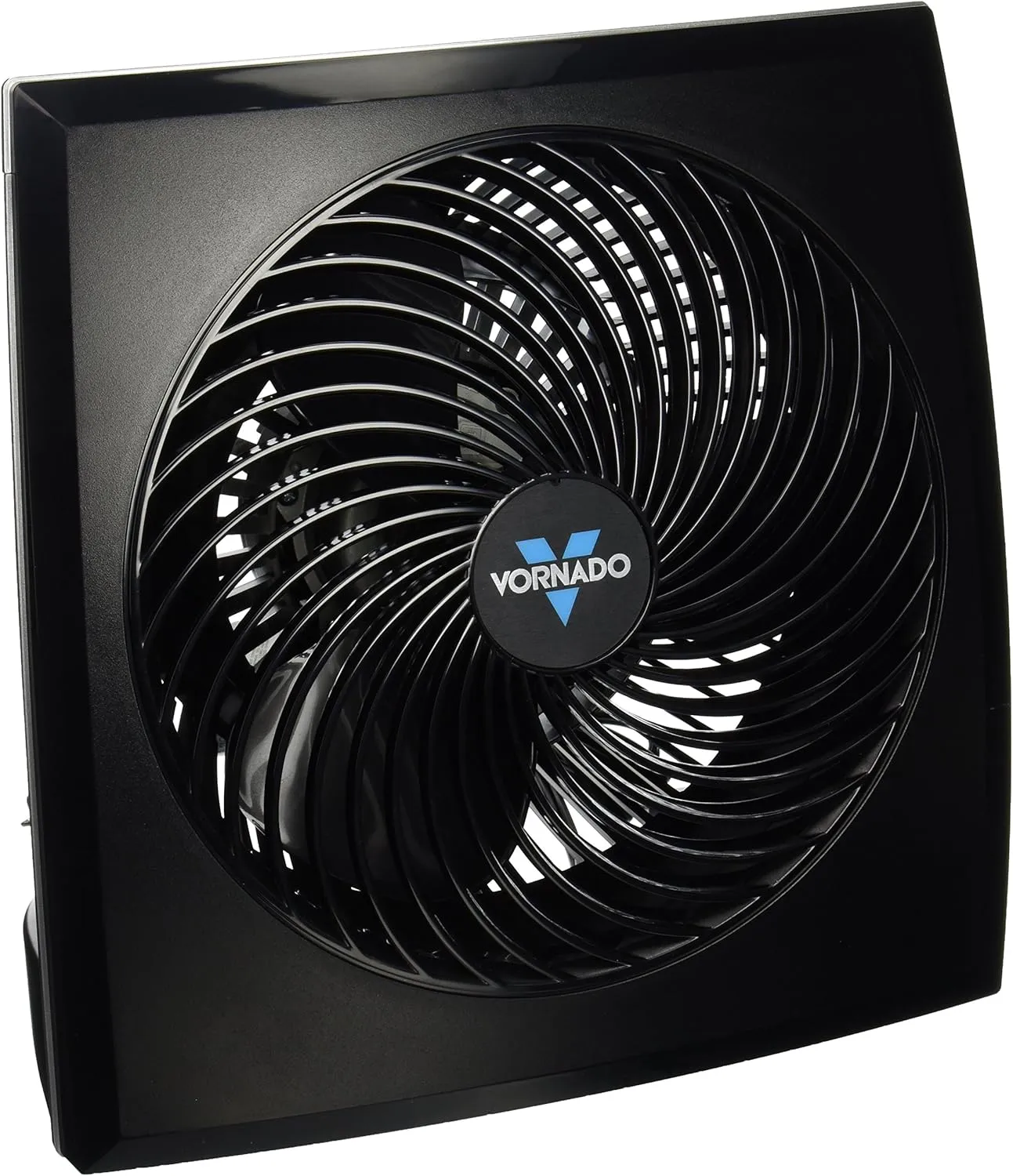Vornado 673 Medium Flat Panel Air Circulator Fan