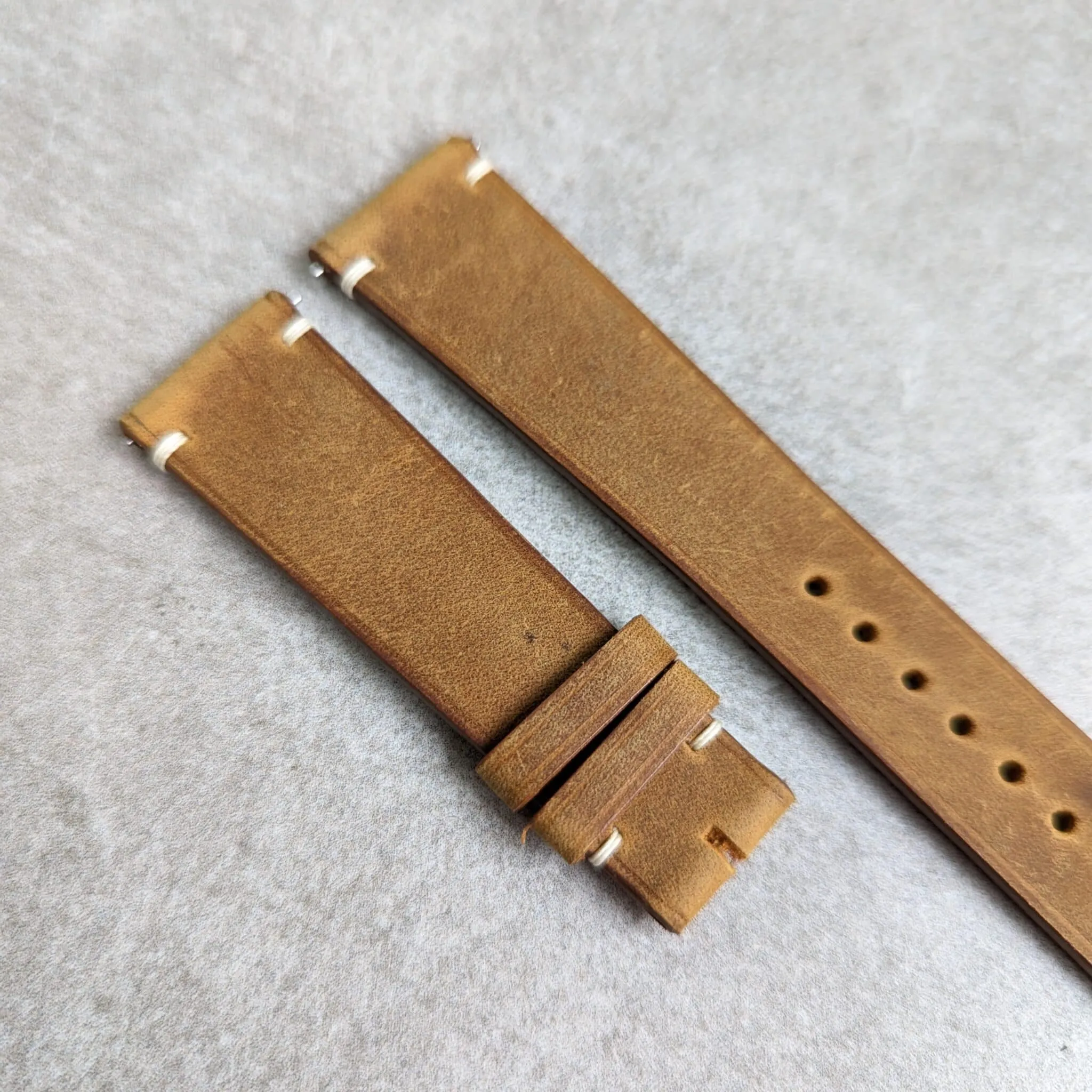 Wax Flat Calfskin Strap - Light Brown W/Minimal Cream stitching