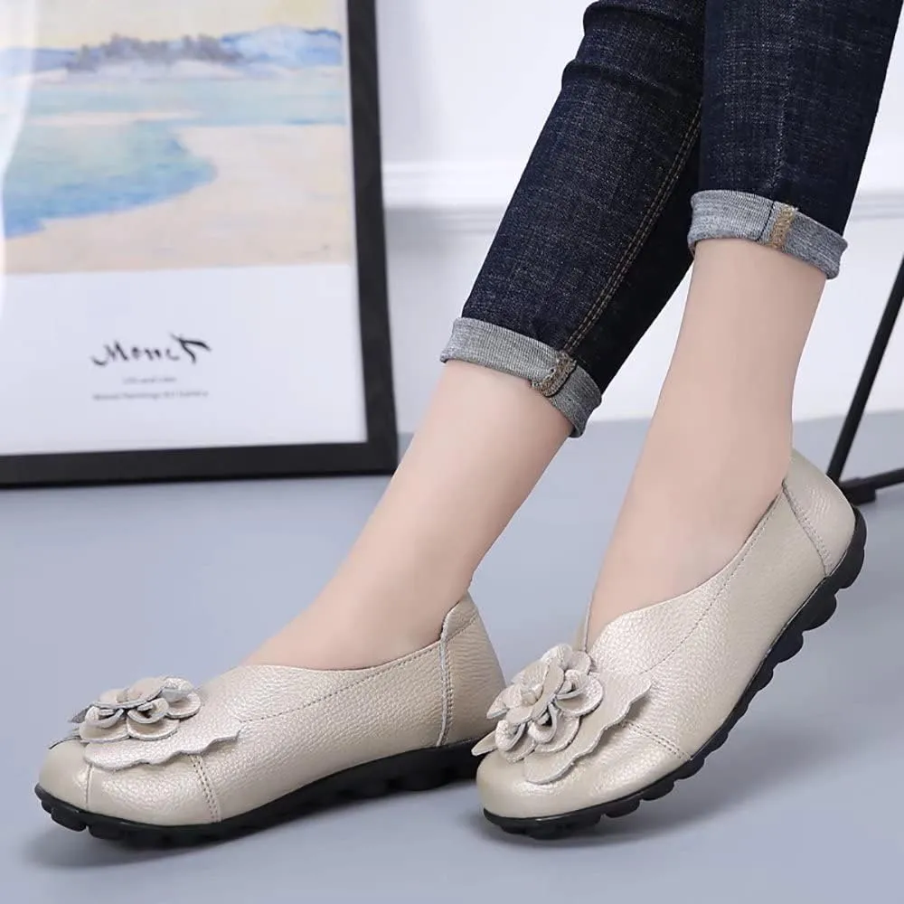 WERWAES Casual Leather Loafers Shoes for Womens Slim Lightweight Soft Sole Flat Moccasins Shoes with Flowers Cowhide Round Toe Slip on Womens Loafer Indoor Outdoor Walking Womens Shoes