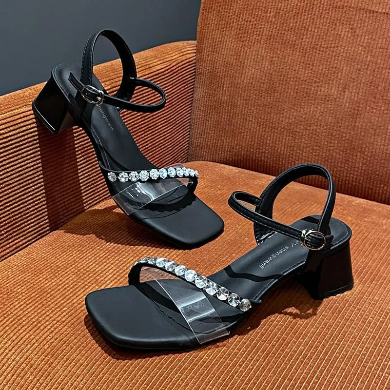 Women's Summer fashion mid-heeled sandals outdoor event