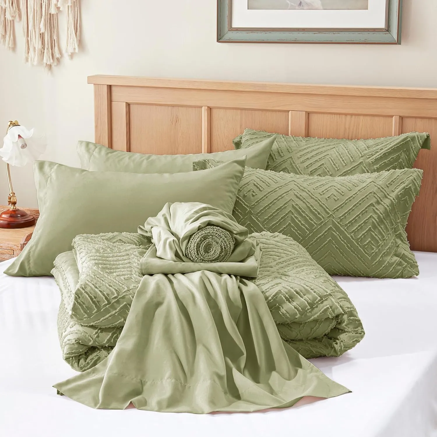 Zzlpp Queen Comforter Set 7 pieces, Army Green Tufted Bed in a Bag with Comforter and Sheets, All Season Boho Bedding Sets with 1 Comforter, 2 Pillow Shams, 2 Pillowcases, 1 Flat Sheet, 1 Fitted Sheet